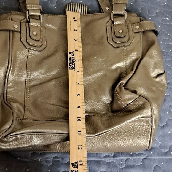 Emilie M gold shoulder bag - Picture 5 of 5